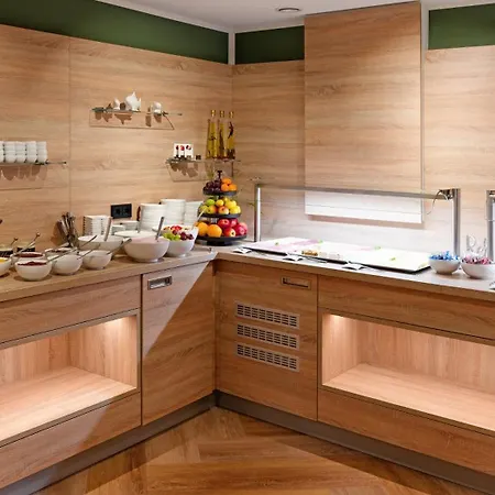 Schluister Park מלון קרוליננזיל