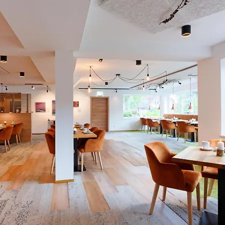 Schluister Park 3* קרוליננזיל