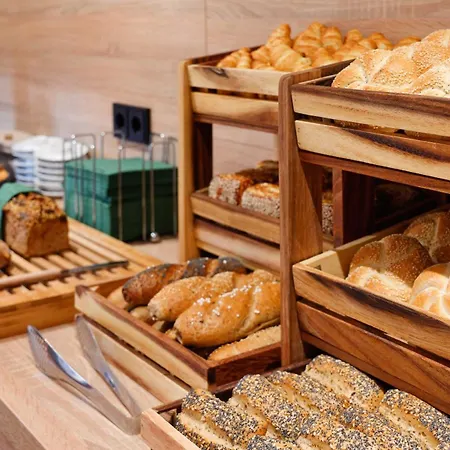 Schluister Park מלון קרוליננזיל