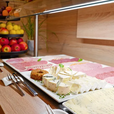 מלון Schluister Park קרוליננזיל