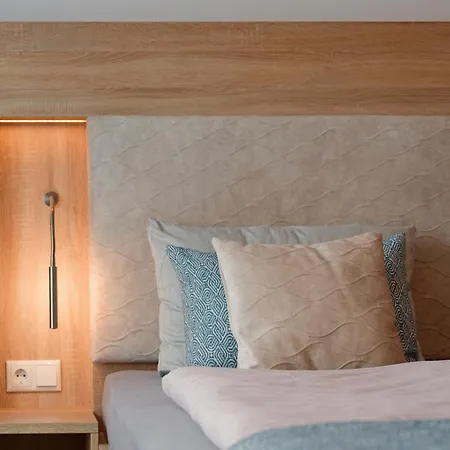 Hotel Schluister Park 3*