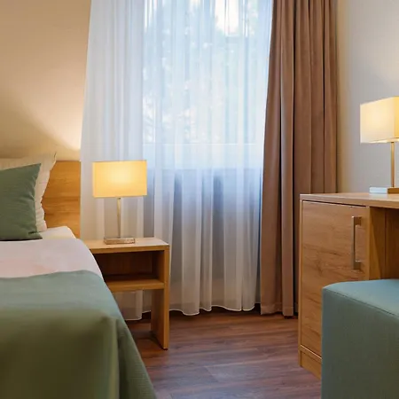 Schluister Park מלון קרוליננזיל