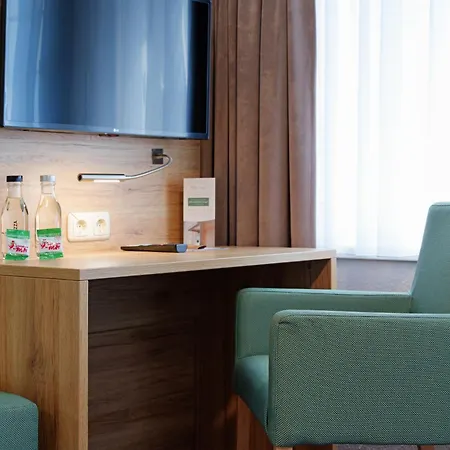 Schluister Park 3* קרוליננזיל