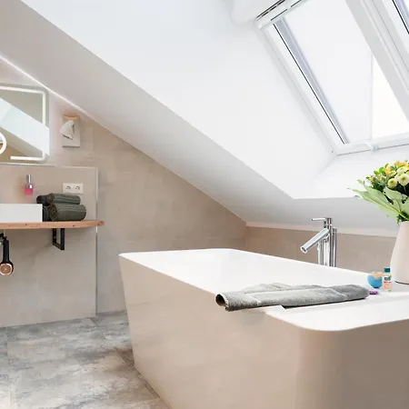 מלון Schluister Park קרוליננזיל