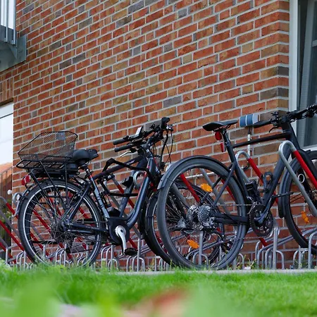 Schluister Park Hotel 3*