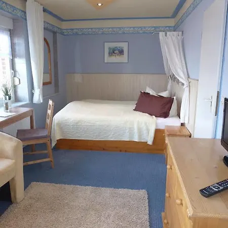 Schluister Park Hotel 3*
