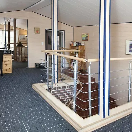 Schluister Park מלון קרוליננזיל