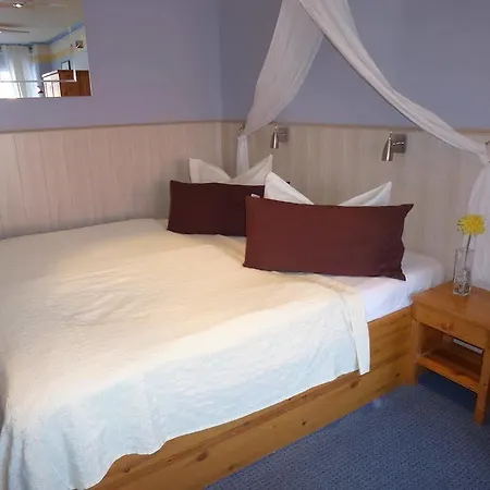 Schluister Park Hotel 3*